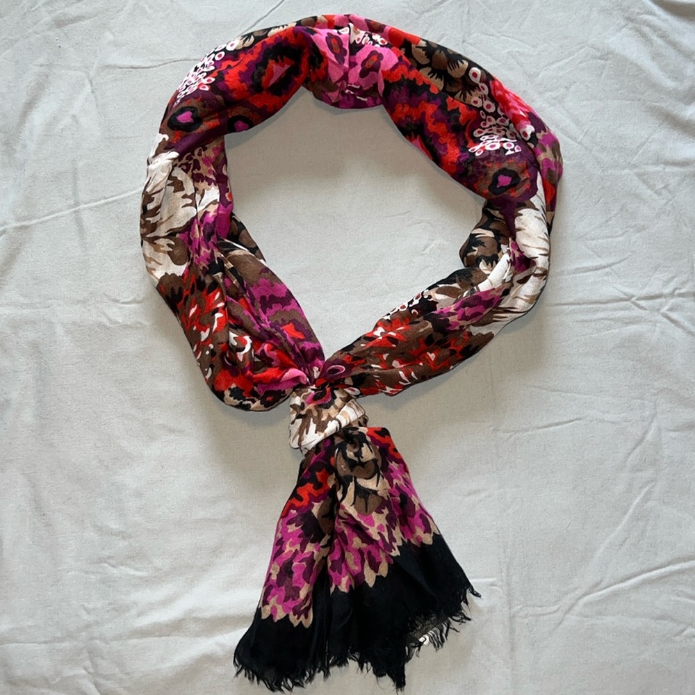 Vera Bradley Scarf in Rosewood